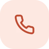På telefon